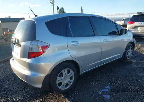 2011 Honda Fit from USA, damaged, VIN JHMGE8H39BC023984